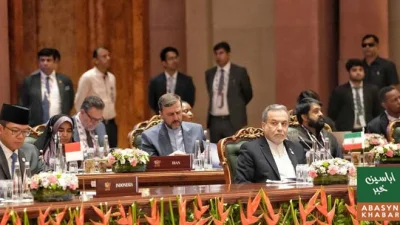 امریکا اور اسرائیل نے بین الاقوامی قوانین کی خلاف ورزی کرتے ہوئے خطے میں کشیدگی کو ہوا دی:عباس عراقچی