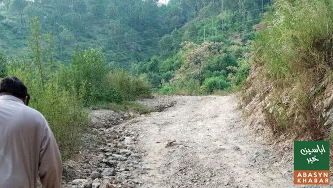 صوابی: کلیان گدون سڑک کی بدحالی، شہری مشکلات کا شکار