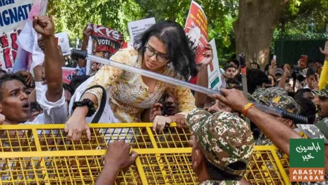 دہلی میں کاکروچ جنتا پارٹی کے احتجاج سے ٹرینیں منسوخ، 57 میٹرو اسٹیشن بند