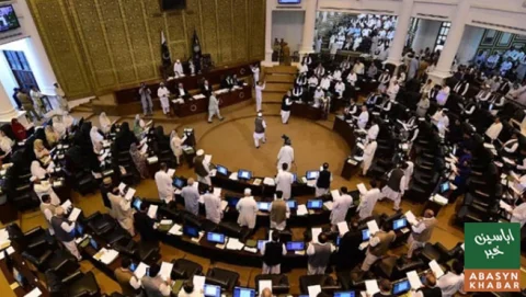 خیبر پختونخوا میں پی ٹی آئی دور کے 74 قوانین کا جائزہ لینے کا فیصلہ